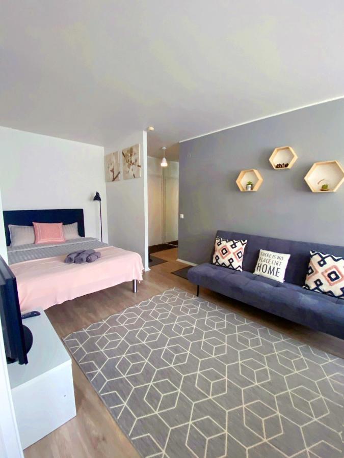 Scandinavian Home 17 City Center Tyoemiehenkatu 2B 헬싱키 외부 사진
